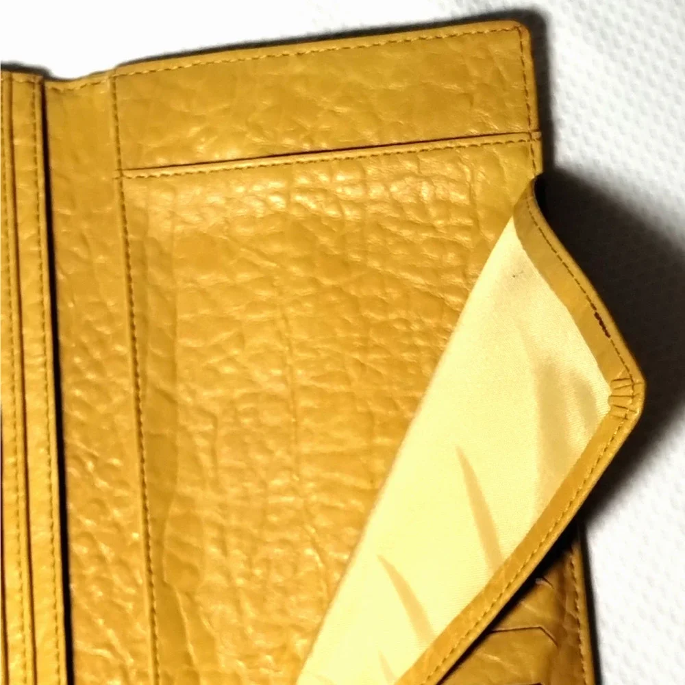 Shiraleah Bright Yellow Vegan Leather Checkbook Wallet Bifold Clutch Boho Chic